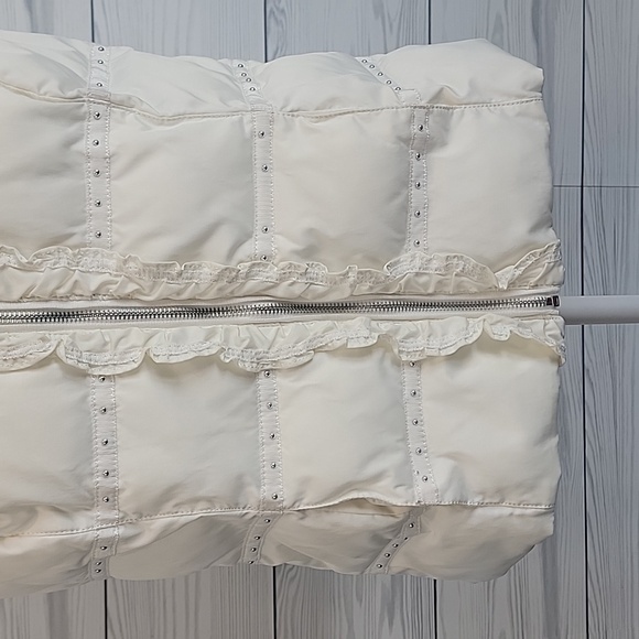 WHBM puffer vest - ivory Women's Size M - Picture 3 of 11